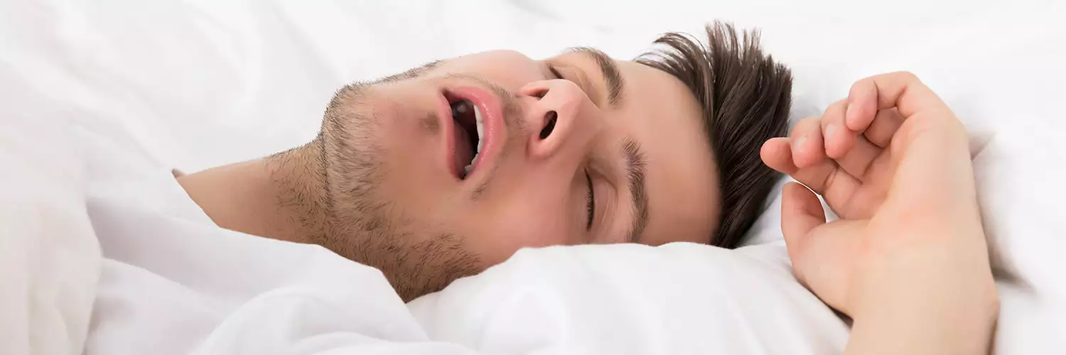 snoring vs sleep apnea